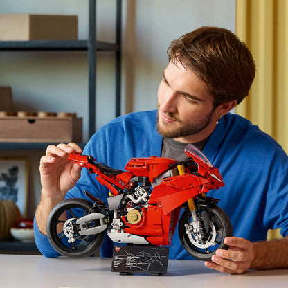 MOTOCICLETA DUCATI PANIGALE V4 S - LEGO TECHNIC (42202)