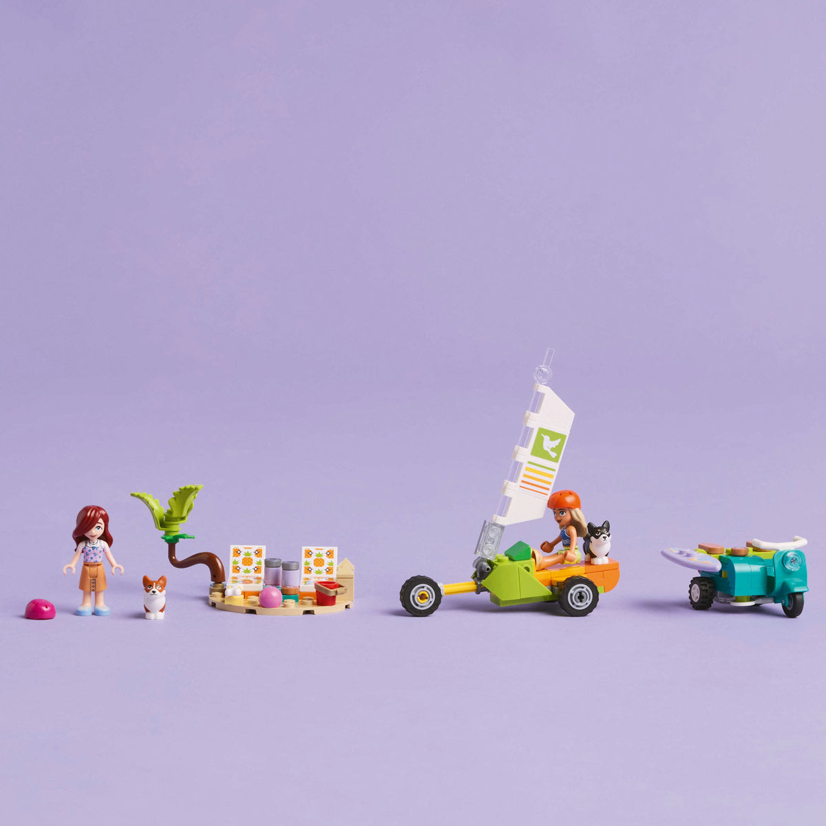 AVENTURI CU CATEI LA SURFING SI PE SCUTER - LEGO FRIENDS (42641)