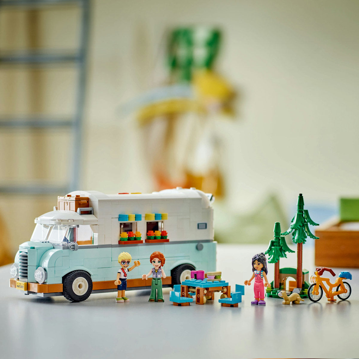 AVENTURA ÎN RULOTA CU PRIETENII - LEGO FRIENDS (42663)