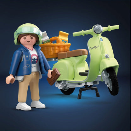 PLAYMOBIL - VESPA VERDE CU O FEMEIE - PLAYMOBIL VESPA (PM71621)