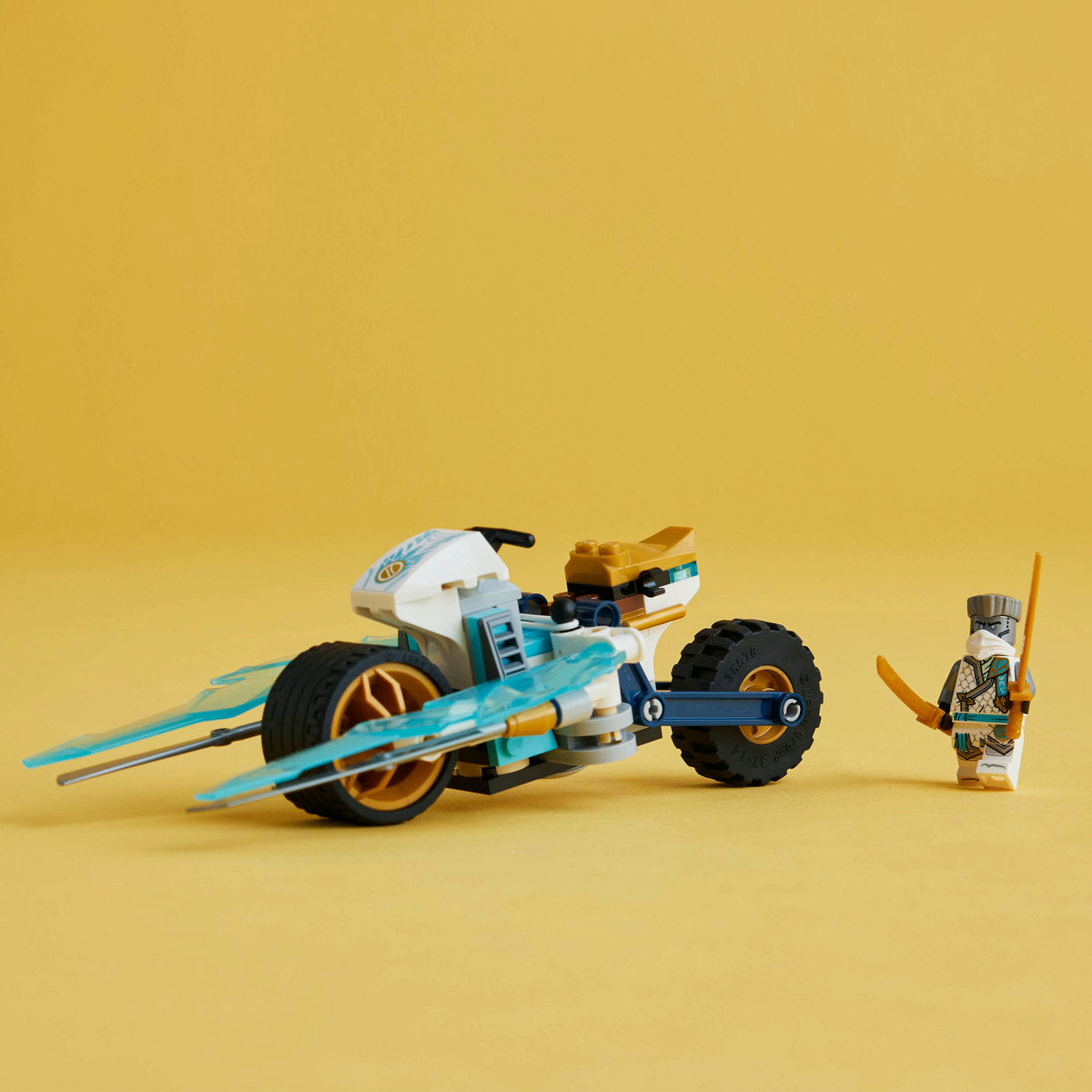 MOTOCICLETA DE GHEATA A LUI ZANE - LEGO NINJAGO (71816)