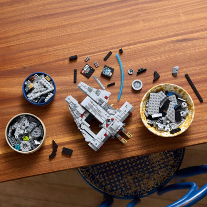 MILLENNIUM FALCON™ - LEGO STAR WARS (75375)