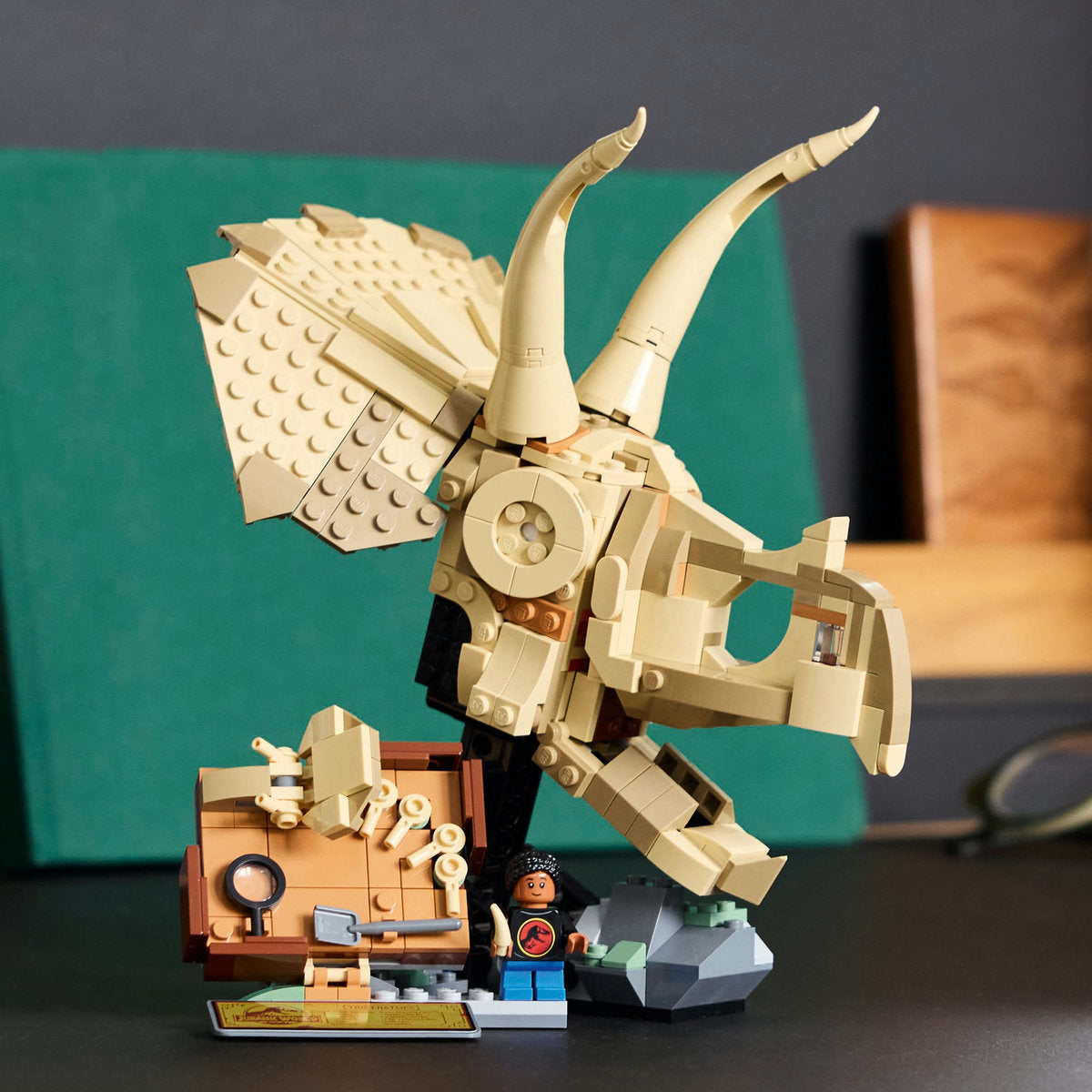 FOSILE DE DINOZAUR: CRANIU DE TRICERATOPS - LEGO JURASSIC WORLD (76969)