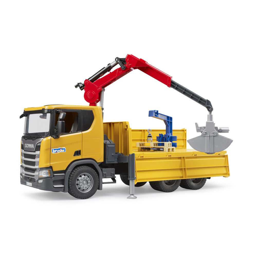 CONSTRUCTION TRUCK SCANIA SUPER 560R WITH CRANE AND 2 PALLETS - BRUDER (BR03551)